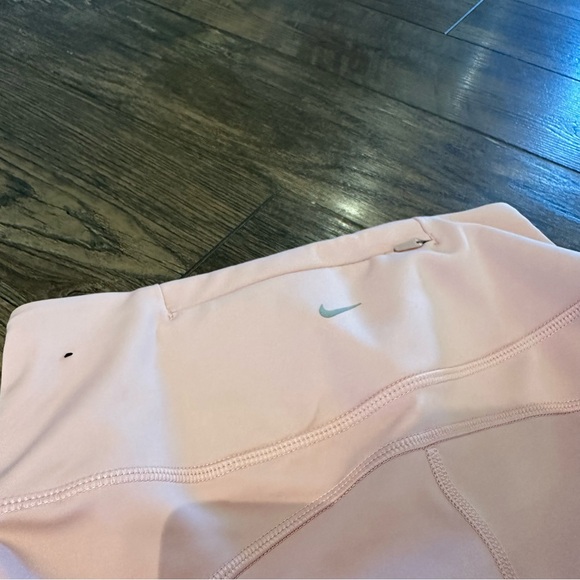 Nike Women’s Baby Pink Crop Leggings‎ Breathable Size S - Picture 7 of 8